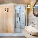 Cappadocia Fairy Chimneys Selfie Cave - Special Class Szálloda 5*