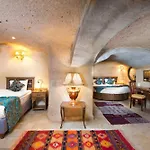 Cappadocia Fairy Chimneys Selfie Cave - Special Class Szálloda 5*