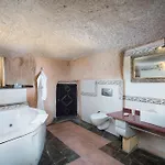 Cappadocia Fairy Chimneys Selfie Cave - Special Class 5* Uçhisar