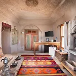 Cappadocia Fairy Chimneys Selfie Cave - Special Class