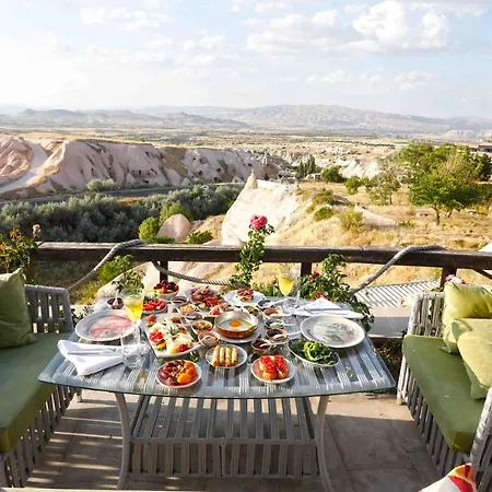 Cappadocia Fairy Chimneys Selfie Cave - Special Class Uchisar