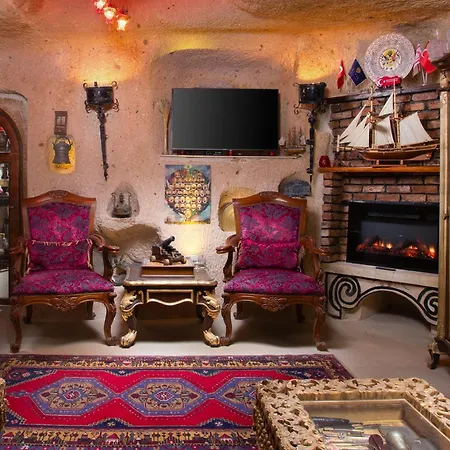Cappadocia Fairy Chimneys Selfie Cave - Special Class Hotel Uchisar