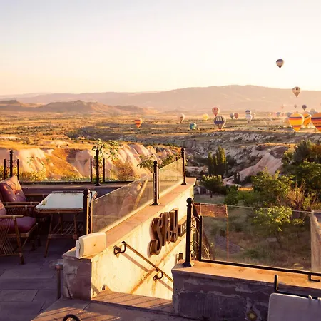 Cappadocia Fairy Chimneys Selfie Cave - Special Class Uchisar