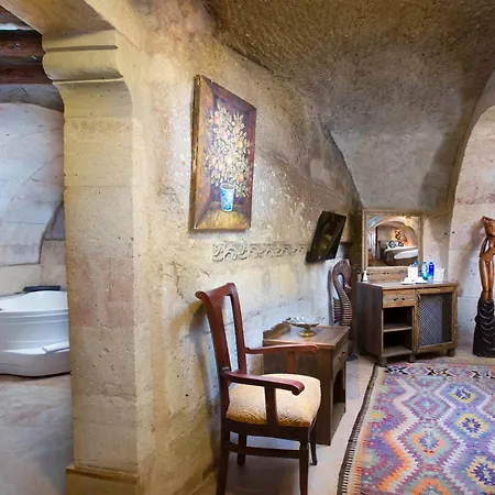Cappadocia Fairy Chimneys Selfie Cave - Special Class 5*
