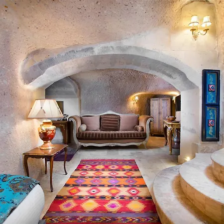 فندق Cappadocia Fairy Chimneys Selfie Cave - Balloon View Experience 5*