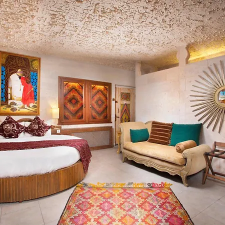 Cappadocia Fairy Chimneys Selfie Cave - Special Class Hotel