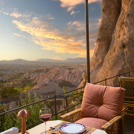 Cappadocia Fairy Chimneys Selfie Cave - Special Class 5* Uchisar