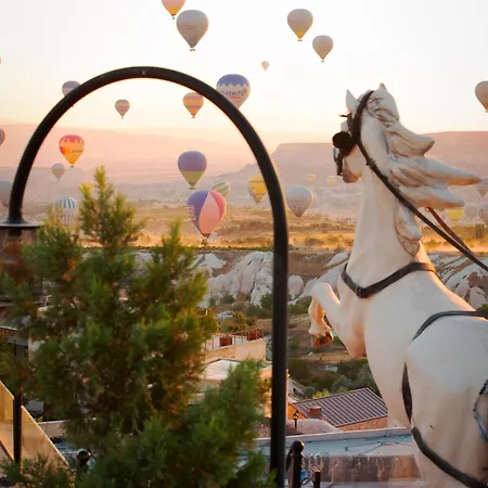 Cappadocia Fairy Chimneys Selfie Cave - Special Class Hotel
