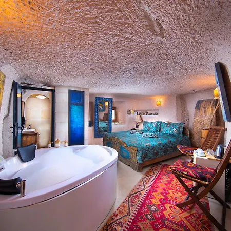 Cappadocia Fairy Chimneys Selfie Cave - Special Class Hotel 5*