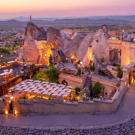 Отель Cappadocia Fairy Chimneys Selfie Cave - Balloon View Experience