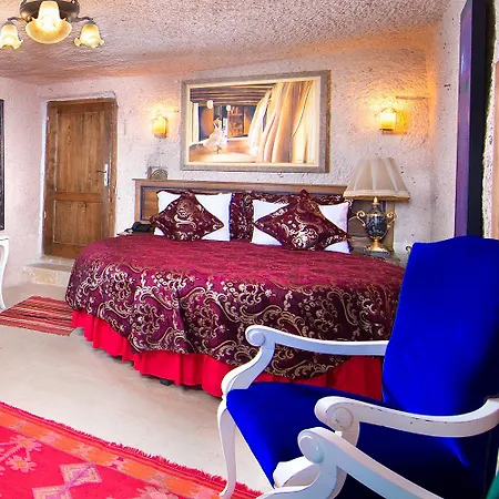 Cappadocia Fairy Chimneys Selfie Cave - Balloon View Experience