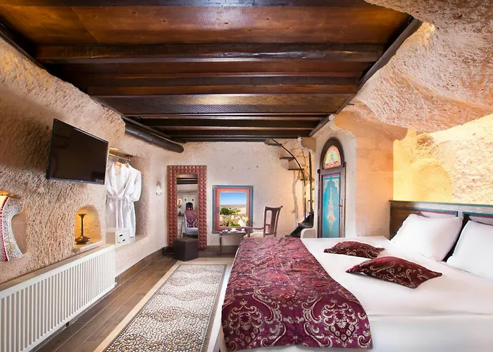 Cappadocia Fairy Chimneys Selfie Cave - Special Class 5*