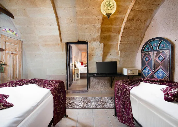 Cappadocia Fairy Chimneys Selfie Cave - Special Class Hotel