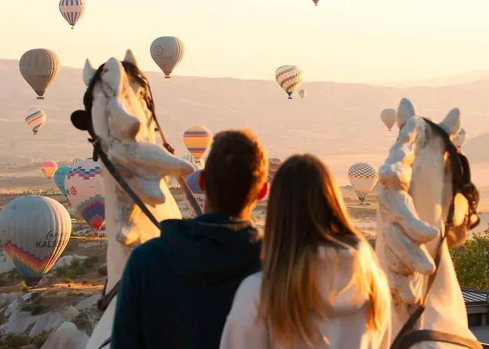 Cappadocia Fairy Chimneys Selfie Cave - Special Class 5* 乌奇希萨尔