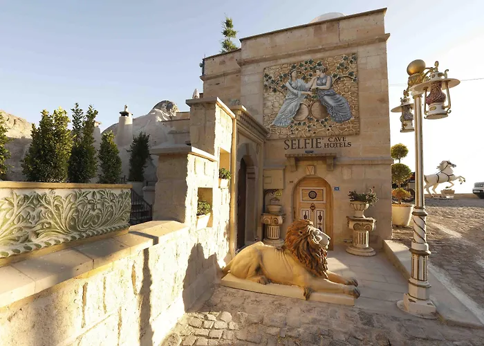 Cappadocia Fairy Chimneys Selfie Cave - Special Class 5*