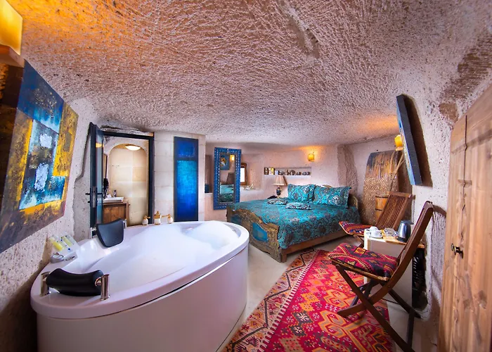 Cappadocia Fairy Chimneys Selfie Cave - Special Class Hotel 5*