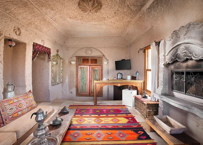 Cappadocia Fairy Chimneys Selfie Cave - Special Class